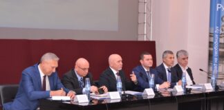 Обществено обсъждане