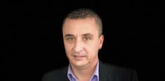 Александър Николов