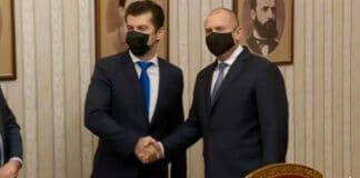 Кирил Петков и Румен Радев