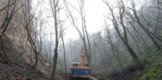 Нарушение при природна забележителност "Мелнишки пирамиди"