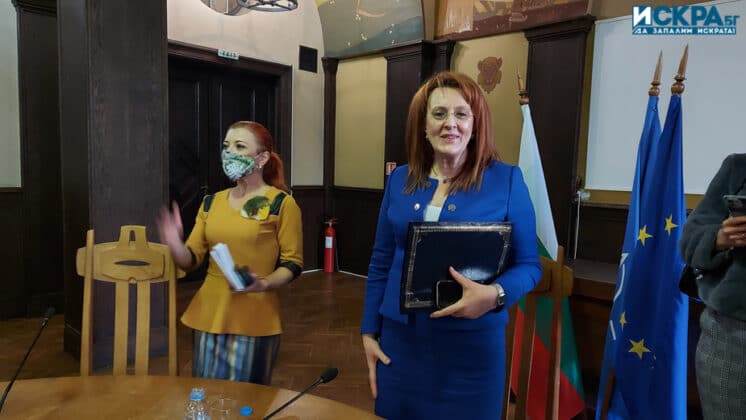 Проф. Мария Нейкова