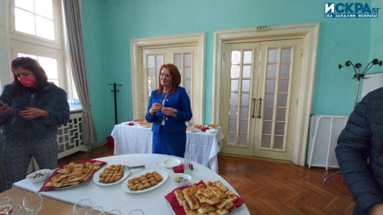 Проф. Мария Нейкова