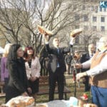 Освещаване на празничната трапеза и курбана