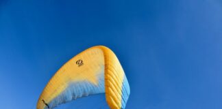 Параглайдер