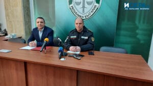 Прокурор Иван Кирков и старши комисар Калоян Калоянов