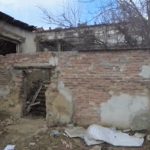 Разрушена къща