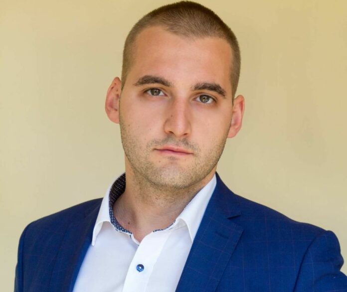 Росен Цветов