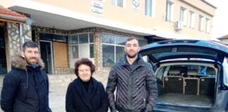 Младежи помагат в Яхиново