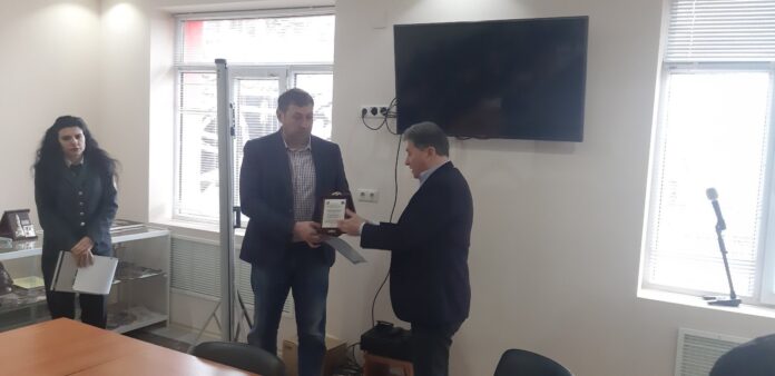 Наградени пожарникари