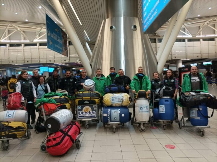 Втората група от български учени замина за Антарктида