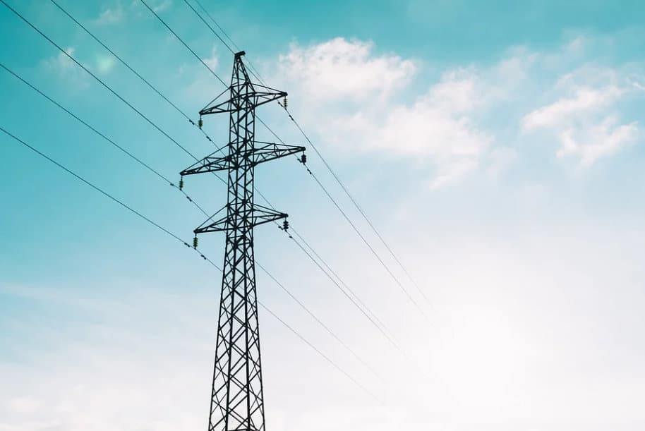 Цените на електроенергията у нас продължават да са нулеви през