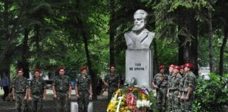 Паметник на Христо Ботев в Пловдив