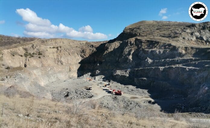 Кариерата в Банево