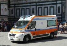 Линейка в Италия