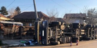 Обърната цистерна в Брегово