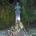 Паметник на Алеко Константинов