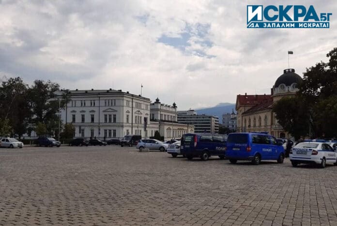 Паркинг край Народното събрание