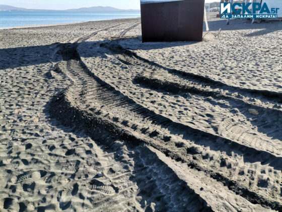 Заведение на бургаския плаж. Снимка: Искра.бг