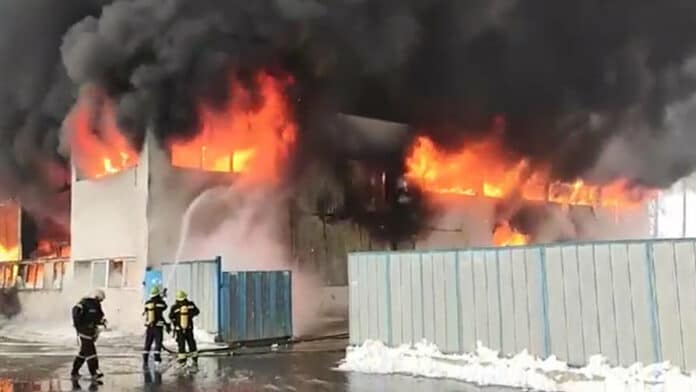 Пожар в столичния квартал "Дружба"