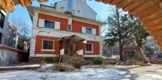 Сградата на ул. "Цар Иван Асен II"