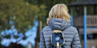 Жена, раница