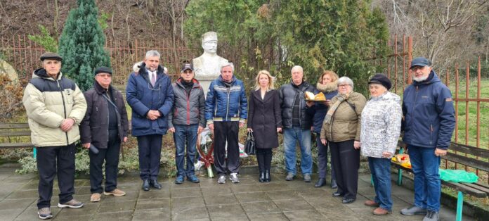 Сливен почете паметта на капитан Петко войвода