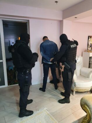 Спецакция в Карнобат