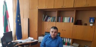 Николай Бакърджиев