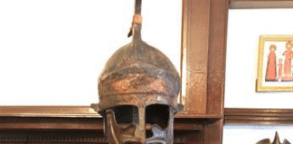 Древен шлем