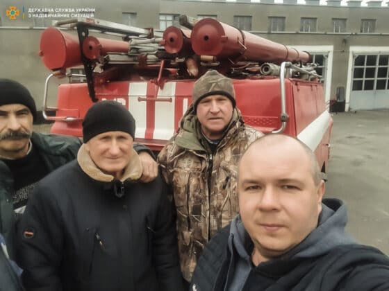 Доброволчески отряди