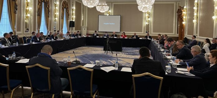 Кръгла маса на АИКБ