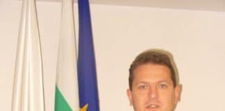 проф. д-р Милен Балтов