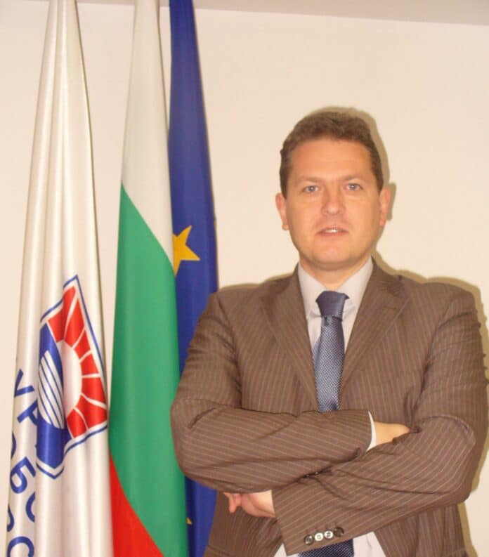 проф. д-р Милен Балтов