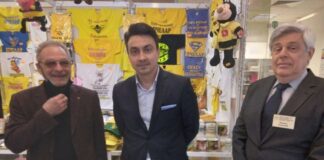 Момчил Неков по средата