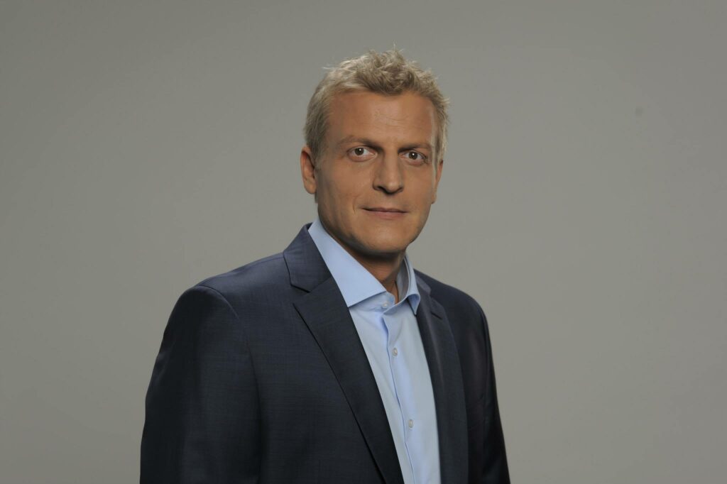 Здравната система се крепи на всеки един който работи в