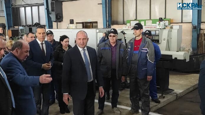 Румен Радев