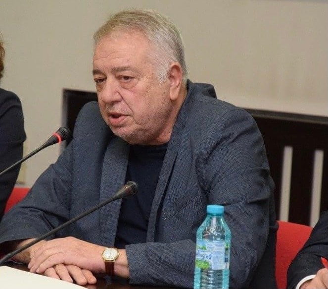 Проф. Борислав Борисов