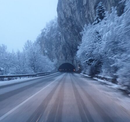 Снегопочистване