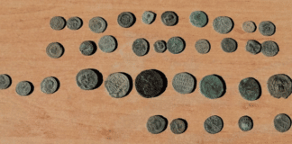 Старинни монети