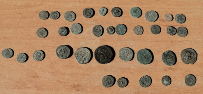 Старинни монети