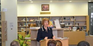 Елена Поптодорова