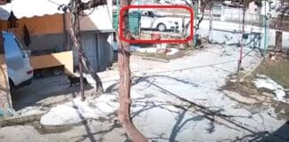 Лек автомобил