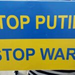 "Спрете Путин, спрете войната!"