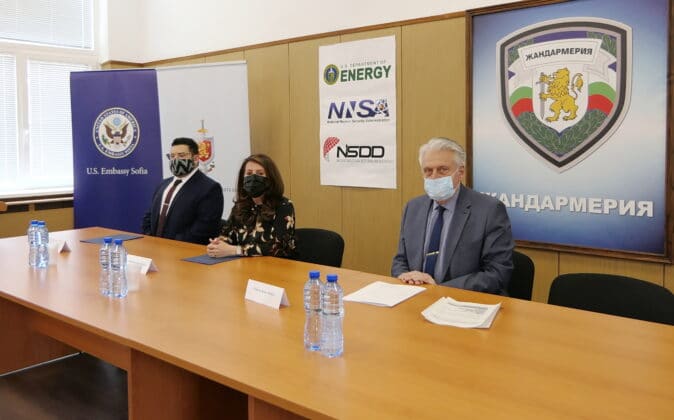 Херо Мустафа, Бойко Рашков