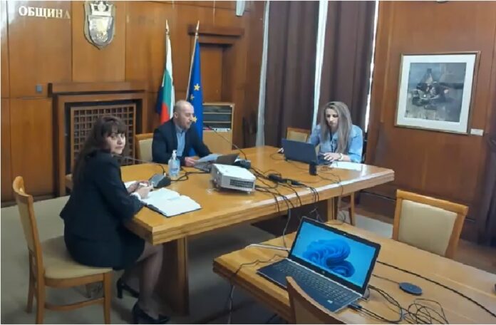 Комисия по икономика и инвестиционни политики