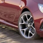 Лек автомобил "Опел"