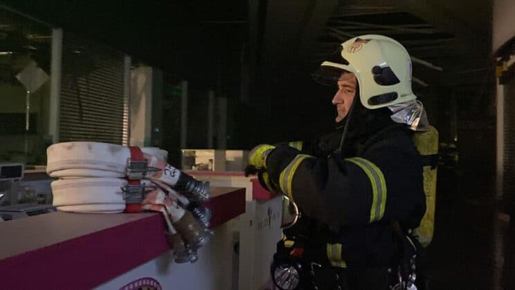 Поражения в мол в Киев