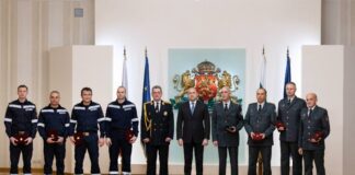 Румен Радев и огнеборците