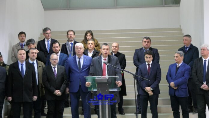 Стефан Бурджев открива изложението