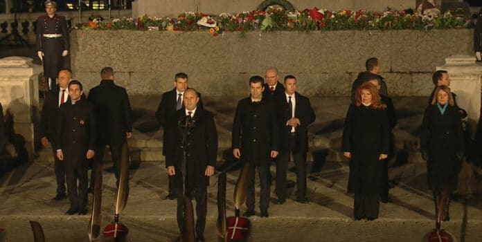 Тържествена заря-проверка